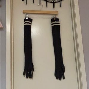 Long Converse Gloves